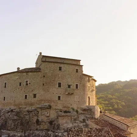 Castel Di Luco Hotel Acquasanta Terme Exterior photo