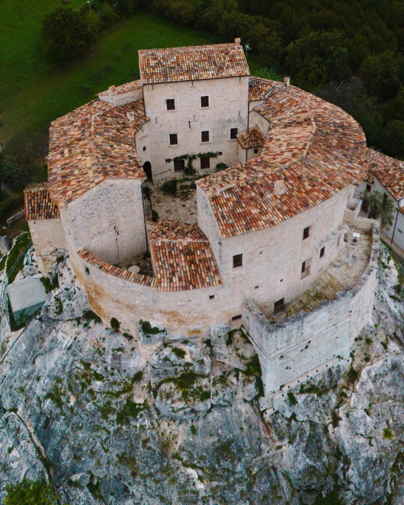 Guest house Castel Di Luco Acquasanta Terme